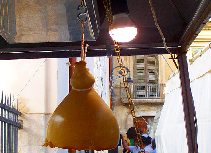 Libando Viaggiare Mangiando caciocavallo