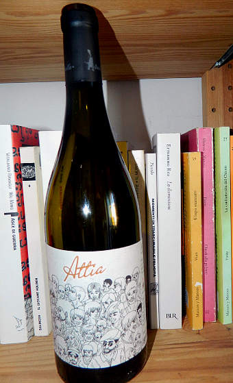etnella attia bottiglia