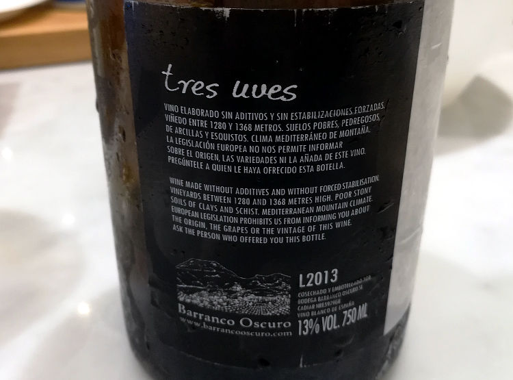 Tres uves 2013 etichetta retro