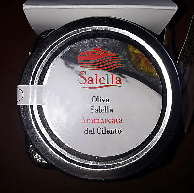 Oliva salella ammaccata del Cilento tappo presidio slow food