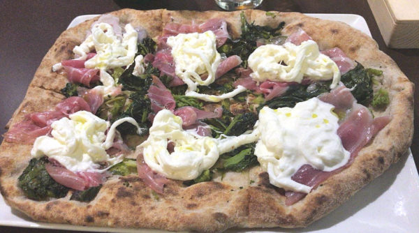 andrea giordano pizzeria lievito 72 trani pizza con burrata