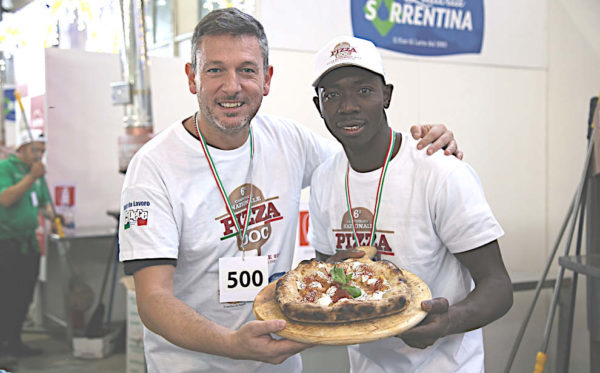 sesto Campionato Nazionale Pizza DOC Nocera inferiore pizzaioli multietnicità