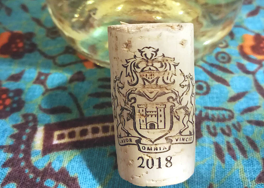 Musar Jeune Bianco 2018 di Château Musar tappo