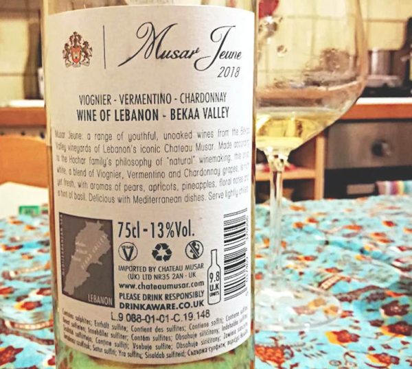 Musar Jeune Bianco 2018 di Château Musar etichetta retro