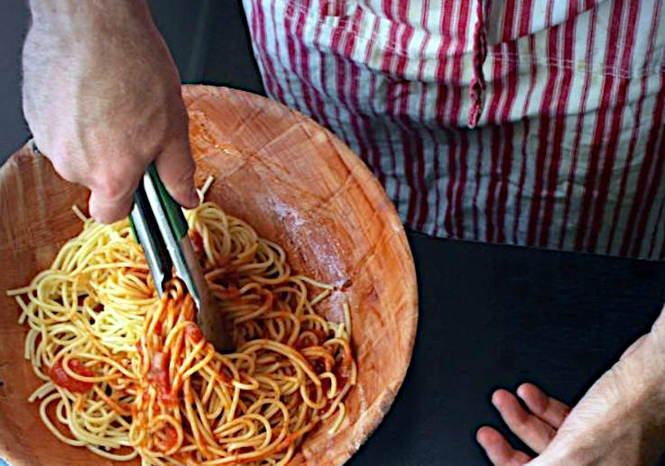 Possibile che tutti i ristoranti sono buoni spaghetti in tavola