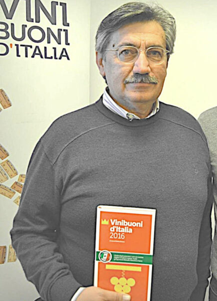 Beniamino Faccilongo agricola paglione lucera ritratto con guida